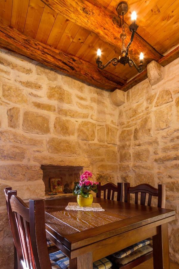 Old Small Stone House Apartment